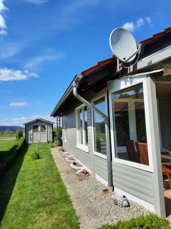 Ferienhaus am Weserberglandsee Lauenforde Exterior foto