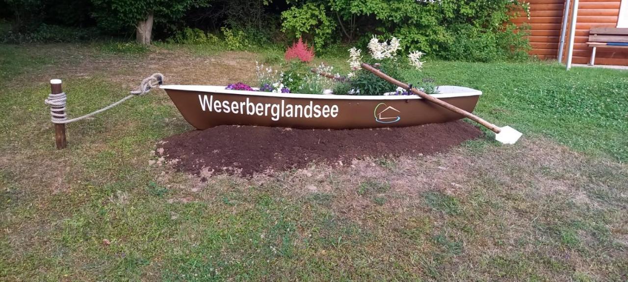 Ferienhaus am Weserberglandsee Lauenforde Exterior foto