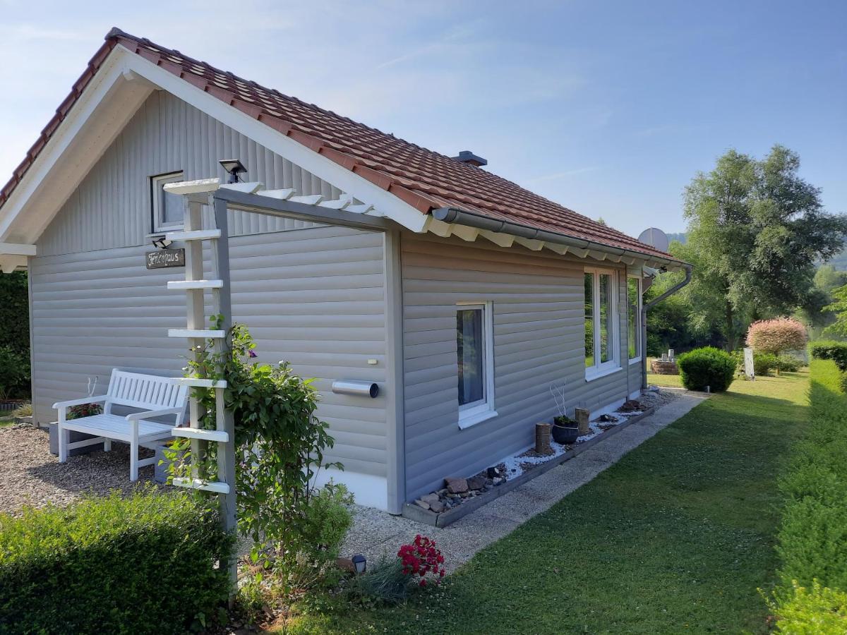 Ferienhaus am Weserberglandsee Lauenforde Exterior foto